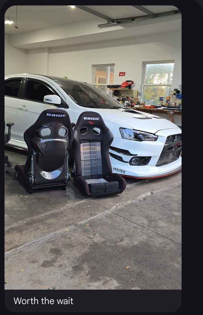Customer seat build